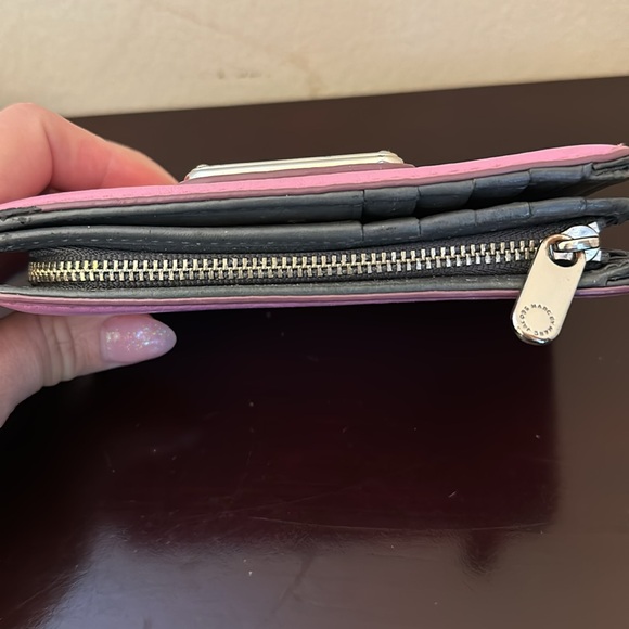 Marc by Marc Jacob’s pink wallet. Good condition. - Picture 4 of 7